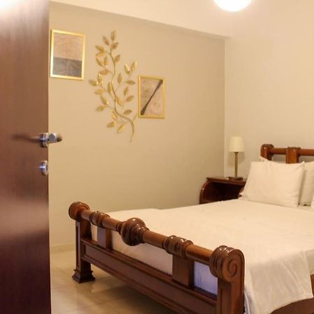 Afroditi'S Guest House Candia Esterno foto