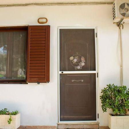 Afroditi'S Guest House Candia Esterno foto