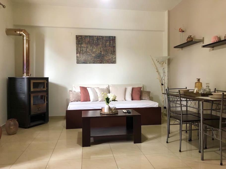 Afroditi'S Guest House Candia Esterno foto