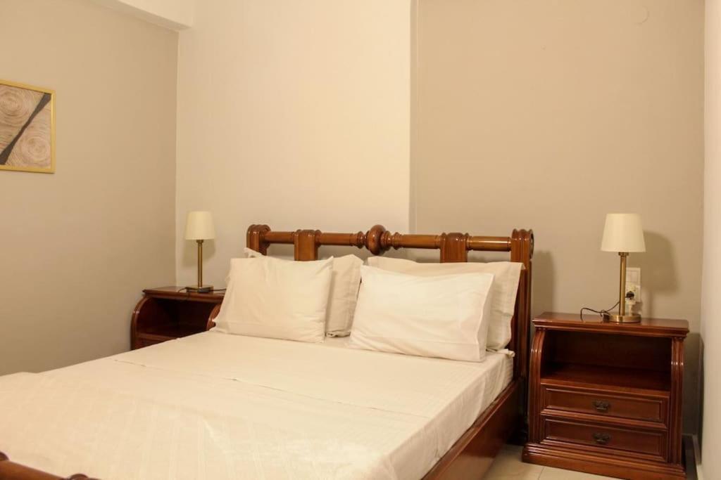 Afroditi'S Guest House Candia Esterno foto